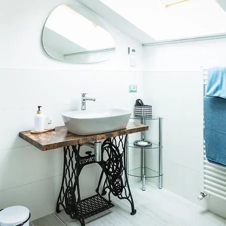 Postcard Private Parking Ac Emotional Showers Apartamento *